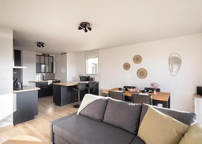 Le Cocon Voltaire - Appartement 2 Chambres Avec Parking - Mabilais